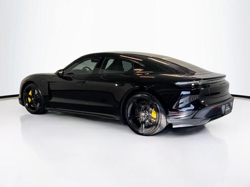 2021 Porsche Taycan Turbo S