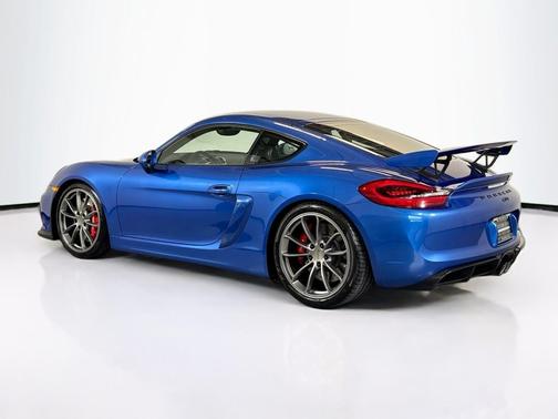 2016 Porsche Cayman GT4