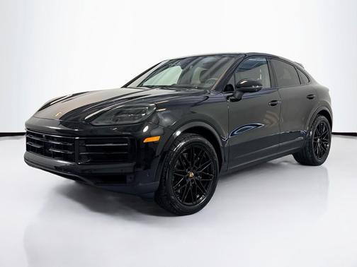 2025 Porsche Cayenne Base
