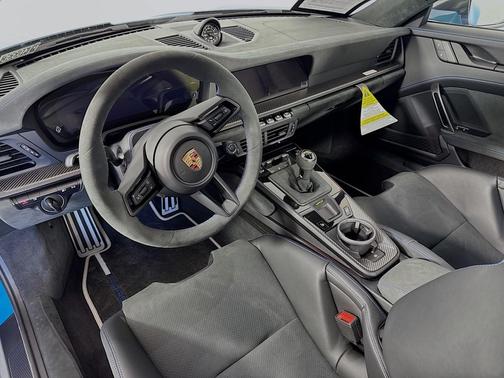 2025 Porsche 911 GT3