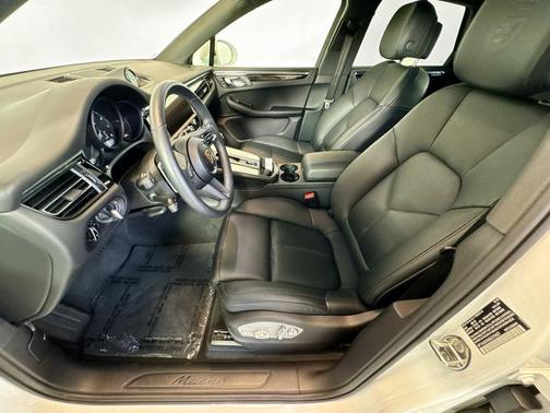 White 2025 Porsche Macan Macan