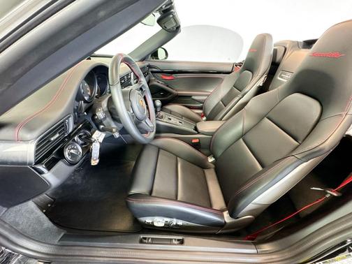 2019 Porsche 911 Speedster