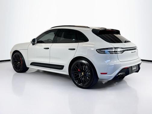 2024 Porsche Macan GTS