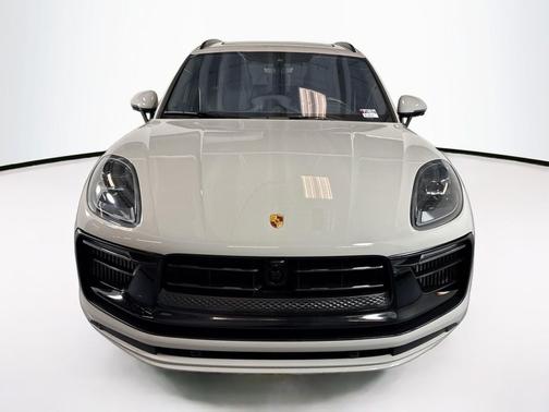 2024 Porsche Macan GTS