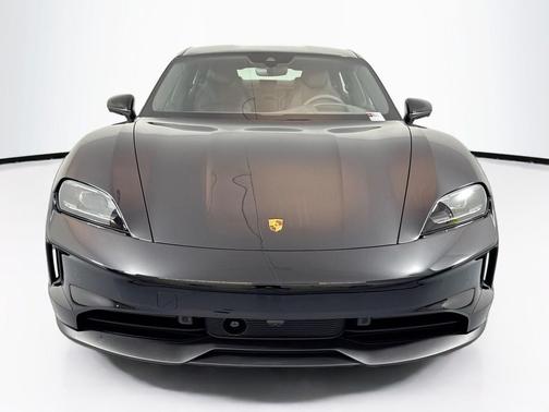 2025 Porsche Taycan