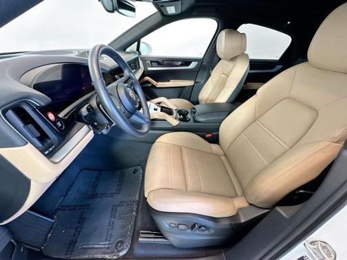 2025 Porsche Cayenne Cayenne