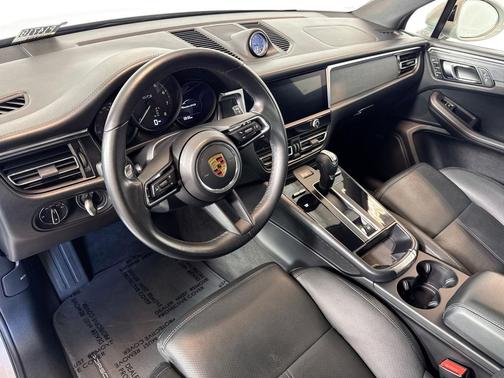 2022 Porsche Macan GTS