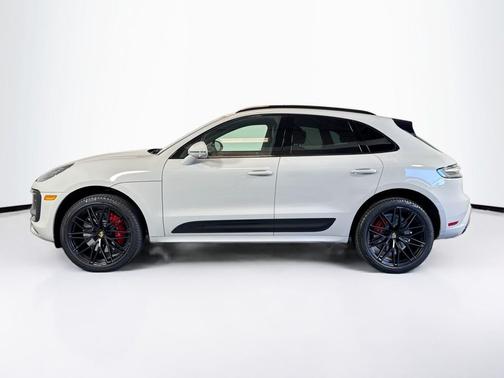 2022 Porsche Macan GTS