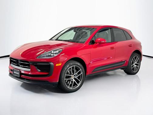 2025 Porsche Macan T