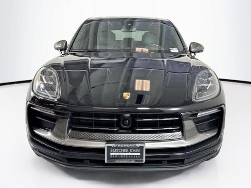 2024 Porsche Macan T