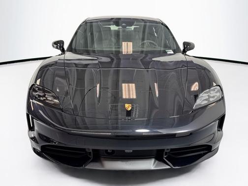 2026 Porsche Taycan 4