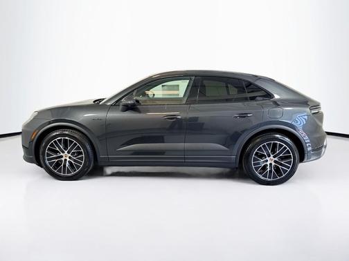 2026 Porsche Macan Electric 4