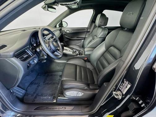 2024 Porsche Macan GTS