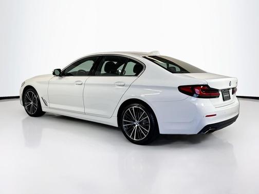 2023 BMW 540 540i