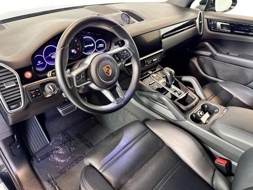 2021 Porsche Cayenne S