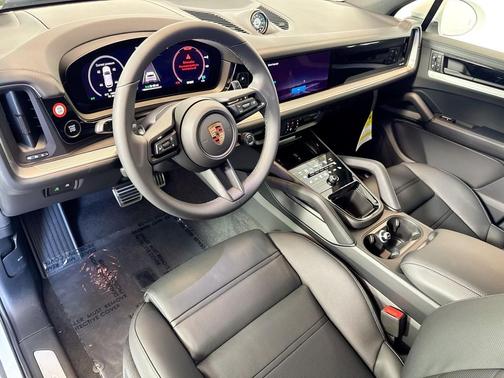 2026 Porsche Cayenne S