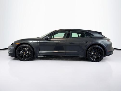 2022 Porsche Taycan 4