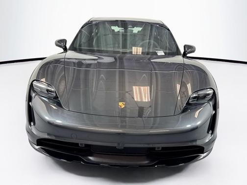 2022 Porsche Taycan 4