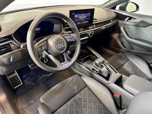 2022 Audi S5 Premium Plus