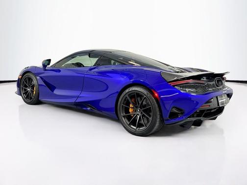2024 McLaren 750S Coupe