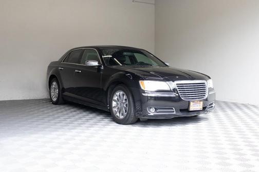 2012 Chrysler 300 Limited