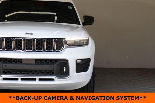 Bright White Clearcoat 2022 Jeep Grand Cherokee L Overland