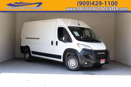 Bright White Clearcoat 2025 RAM ProMaster 2500 High Roof
