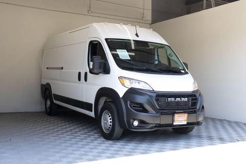 Bright White Clearcoat 2025 RAM ProMaster 2500 High Roof