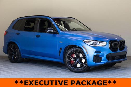 Black Sapphire Metallic 2022 BMW X5 PHEV xDrive45e