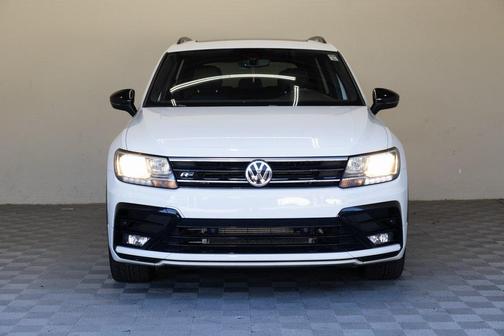 2020 Volkswagen Tiguan 2.0T SE R-Line Black