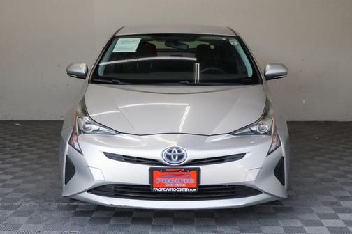 Classic Silver Metallic 2016 Toyota Prius Two