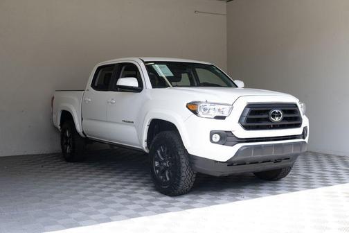Ice 2023 Toyota Tacoma SR5