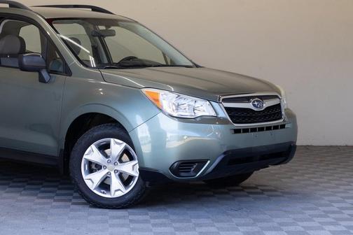 2015 Subaru Forester 2.5i