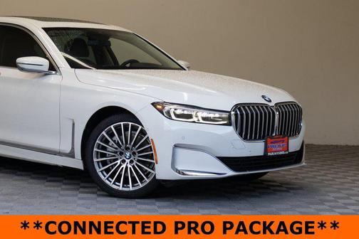 2021 BMW 740 i