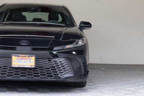 Midnight Black Metallic 2026 Toyota Camry SE