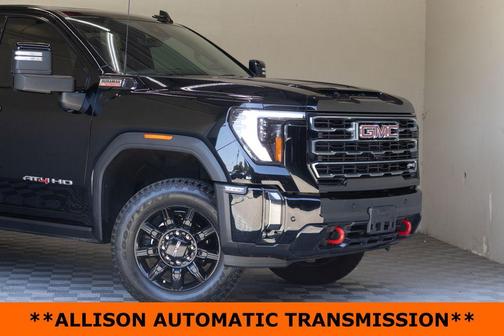 Onyx Black 2024 GMC Sierra 2500 AT4