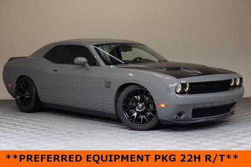 2017 Dodge Challenger R/T