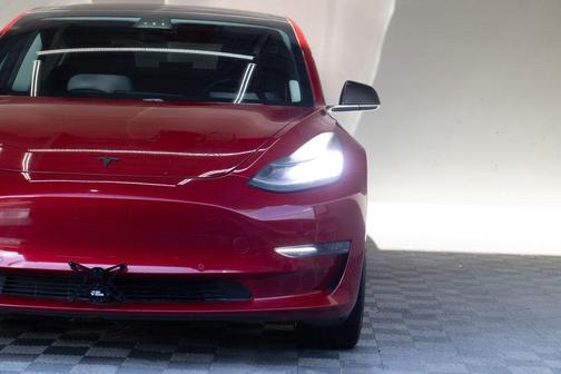 Red Multi 2018 Tesla Model 3 Long Range