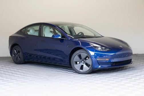 2023 Tesla Model 3 Long Range