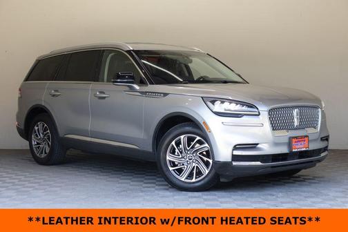 Radiance Metallic 2023 Lincoln Aviator Standard AWD