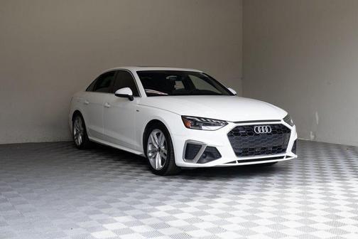 2024 Audi A4 45 S line quattro Premium