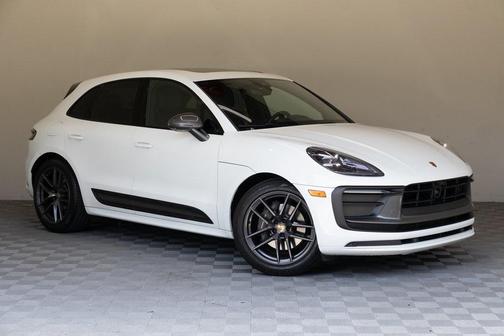 2023 Porsche Macan T