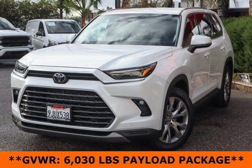 Pearl 2024 Toyota Grand Highlander LIMITED