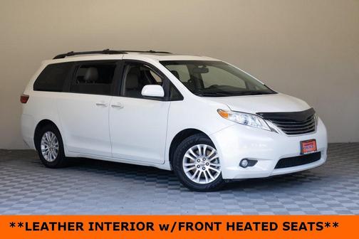 2017 Toyota Sienna XLE Premium