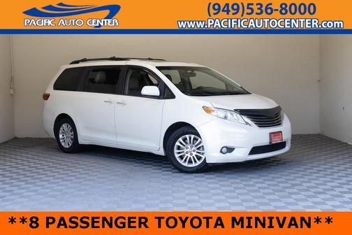 2017 Toyota Sienna XLE Premium