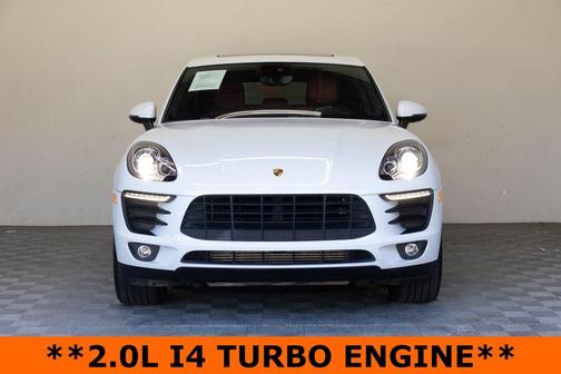 White 2018 Porsche Macan Base