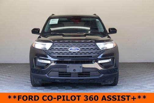Black Metallic 2024 Ford Explorer XLT