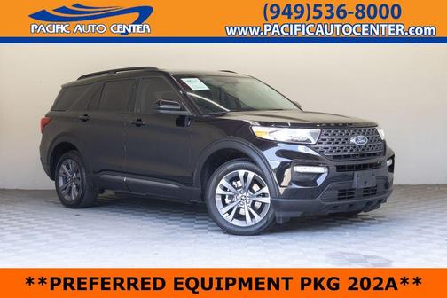 Black Metallic 2024 Ford Explorer XLT
