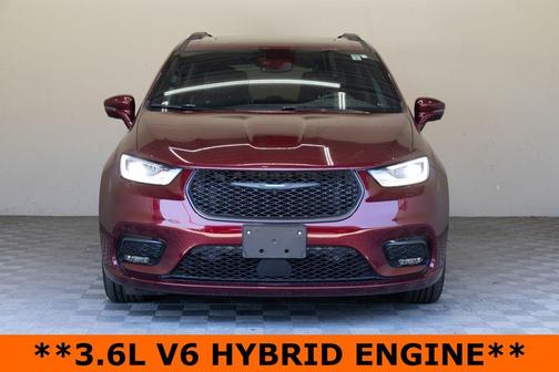 Velvet Red Pearlcoat 2021 Chrysler Pacifica Hybrid Limited