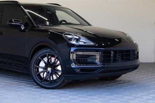 2020 Porsche Cayenne Turbo
